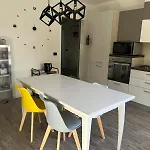 Apartamento Da Gas E Nana Peseggia